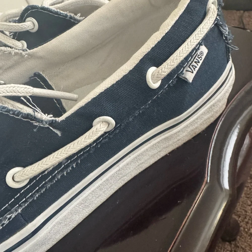 Vans Dark Blue Canvas Sneakers with White Details - Picture 2 of 6